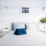 Przylesny Apartament Przy Dworcu Z Miejscem Postojowym